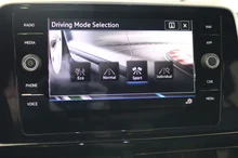 Thumbnail-Foto von Fahrzeug