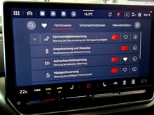 VW ID.4 Pro 210 kW Business in Mondsteingrau