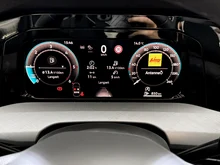 VW Golf Variant Business TDI in Grenadillschwarz Metallic