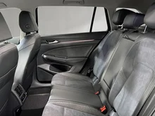 VW Golf Variant Business TDI in Grenadillschwarz Metallic