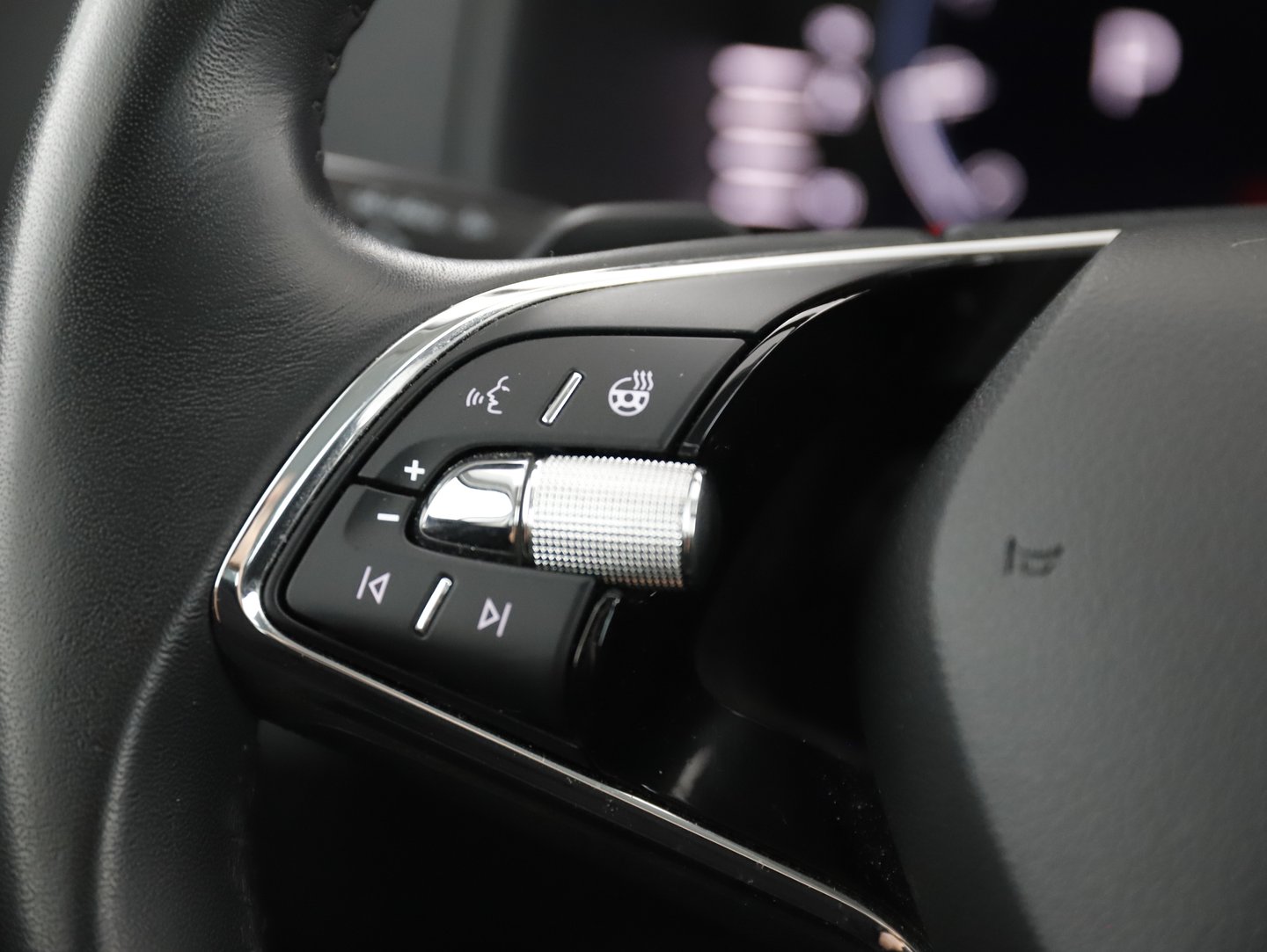 Škoda KAROQ Style TDI DSG | Bild 11 von 20