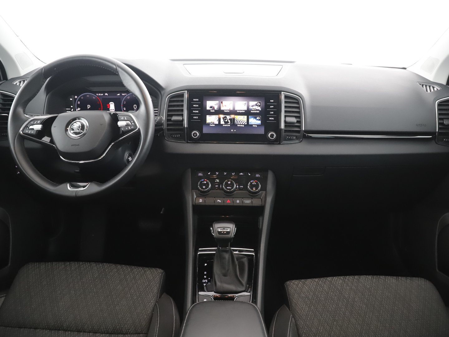Škoda KAROQ Style TDI DSG | Bild 8 von 20