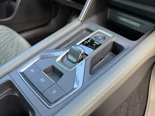 CUPRA Leon SP Kombi TRIBE e-HYBRID 150/204 in Mangan-Grün Matt