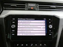 VW Passat Variant Business TDI DSG in C2 Mondsteingrau