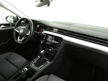 VW Passat Variant Business TDI DSG in C2 Mondsteingrau