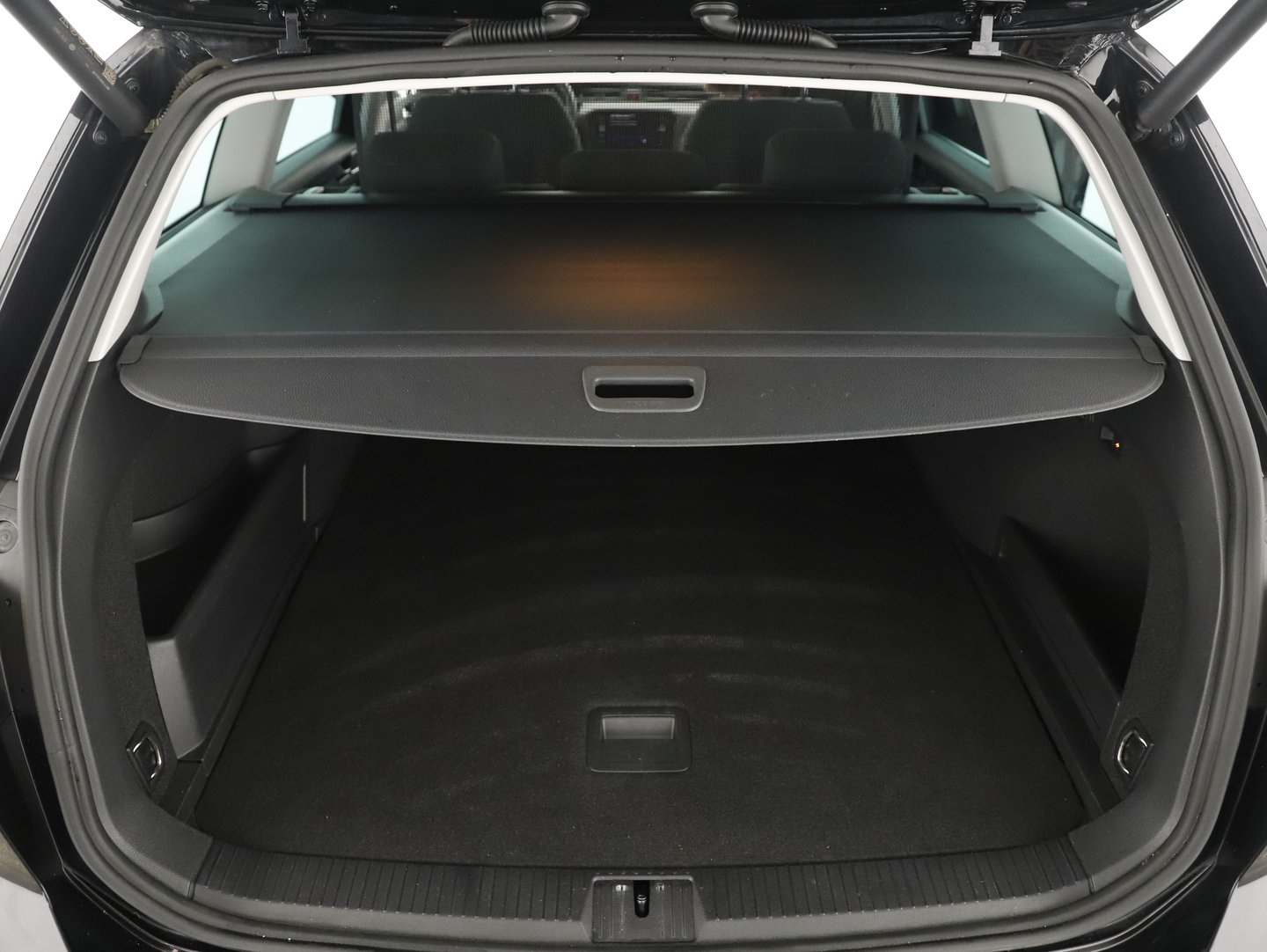 VW Passat GTE Variant | Bild 11 von 16