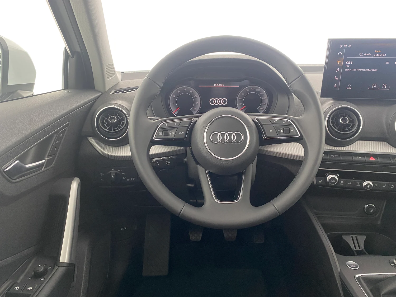 Bild eines Audi Q2 30 TFSI admired