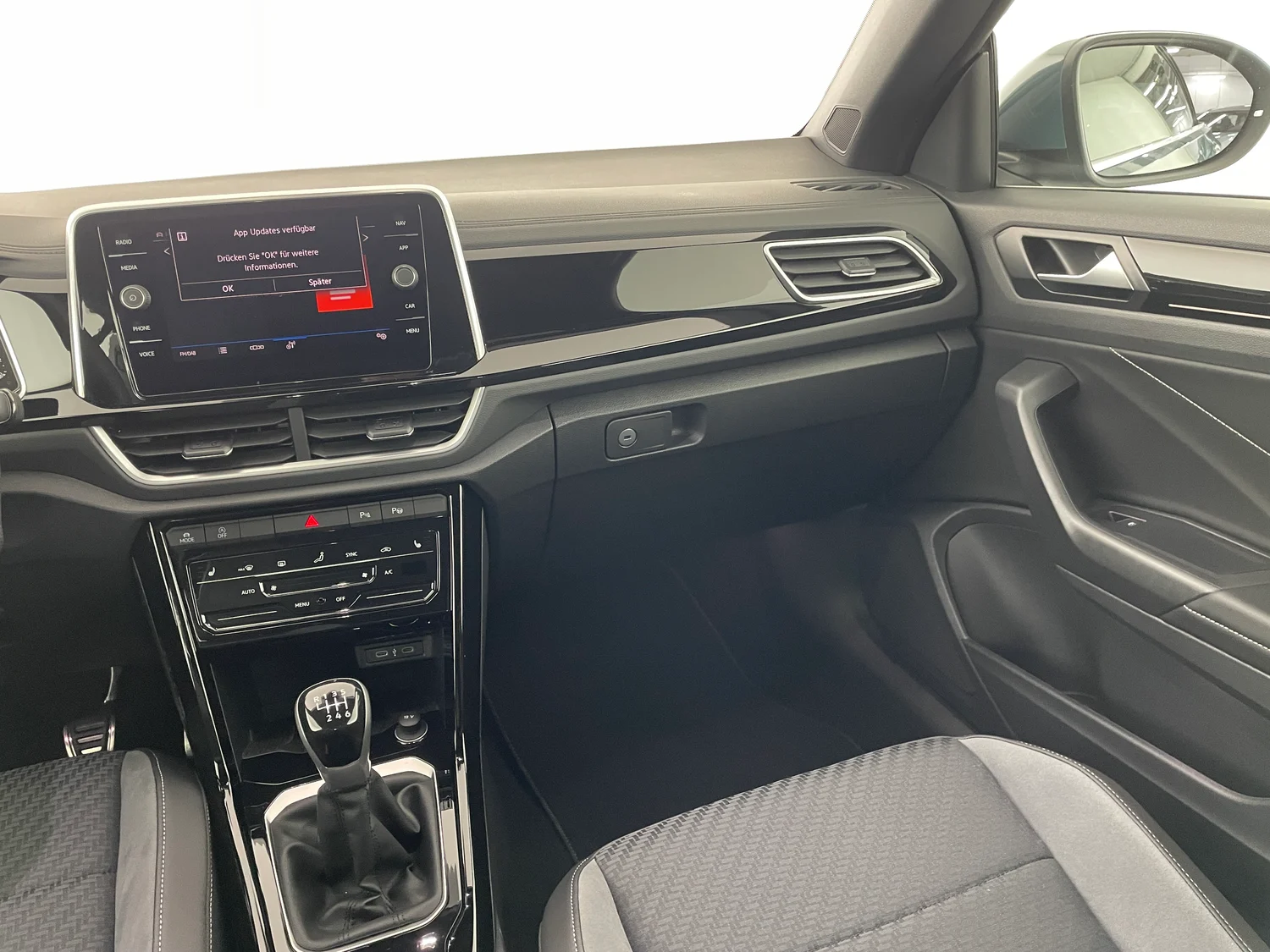 Bild eines VW T-Roc Cabriolet R-Line TSI