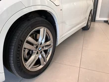 BMW X1 xDrive25e PHEV Aut. in alpinweiss
