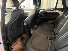 BMW X1 xDrive25e PHEV Aut. in alpinweiss