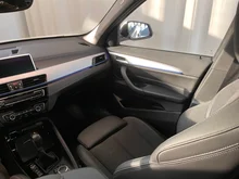 BMW X1 xDrive25e PHEV Aut. in alpinweiss