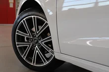 Thumbnail-Foto von Fahrzeug