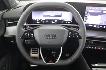 Audi Q3 TFSI 110 kW in Daytonagrau Perleffekt