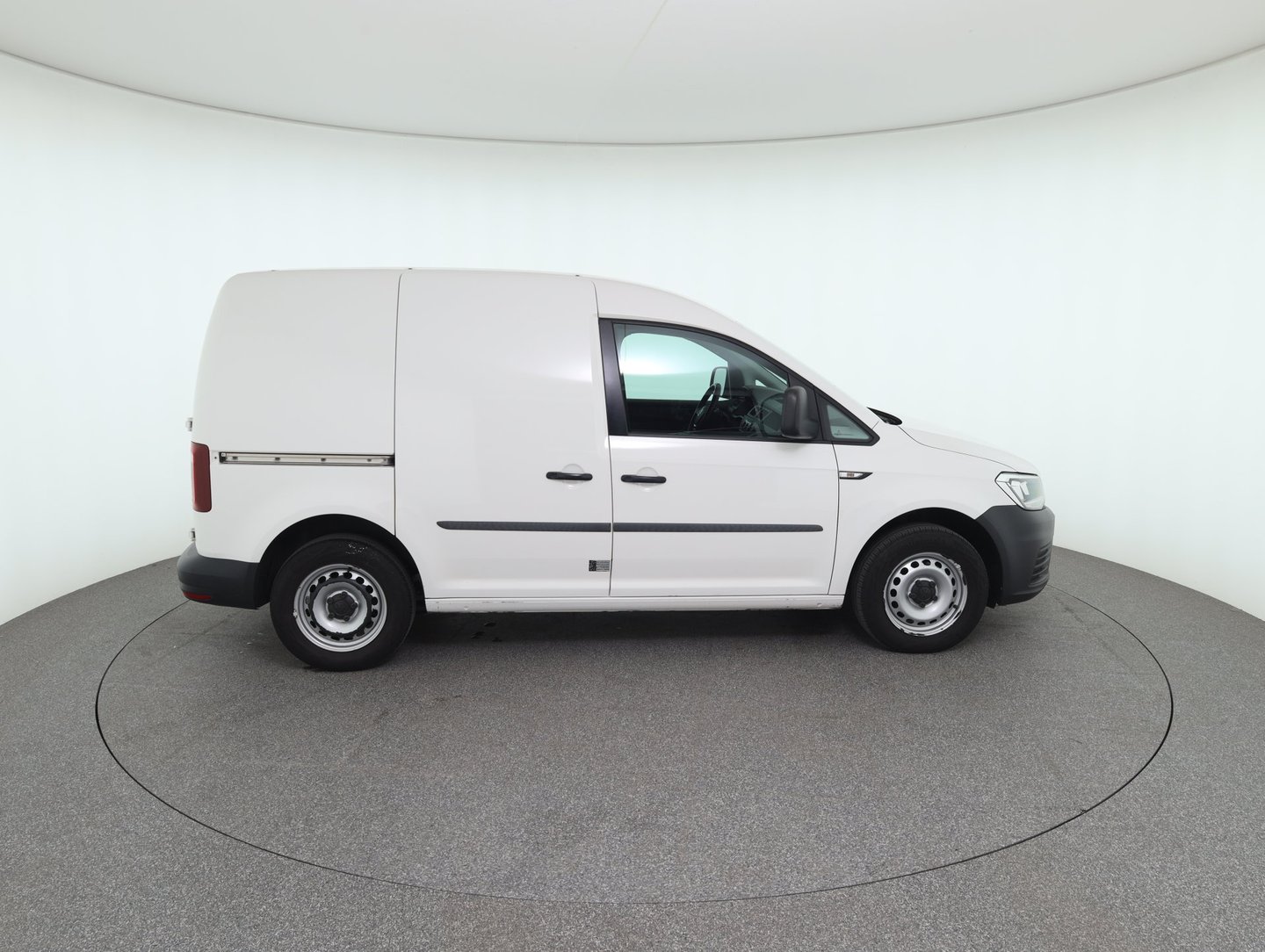 VW Caddy Kastenwagen TDI | Bild 4 von 28