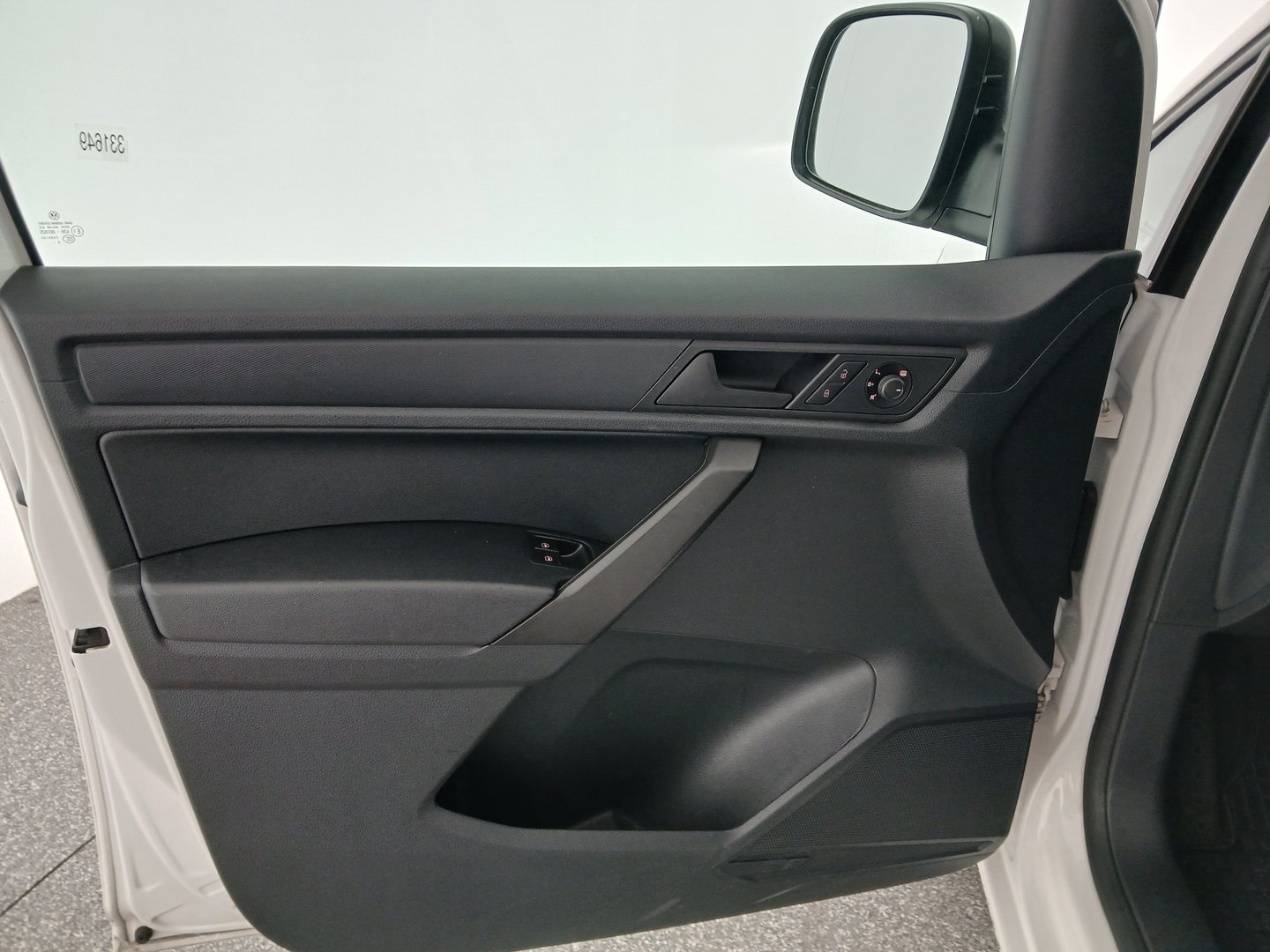 VW Caddy Kastenwagen TDI | Bild 10 von 28