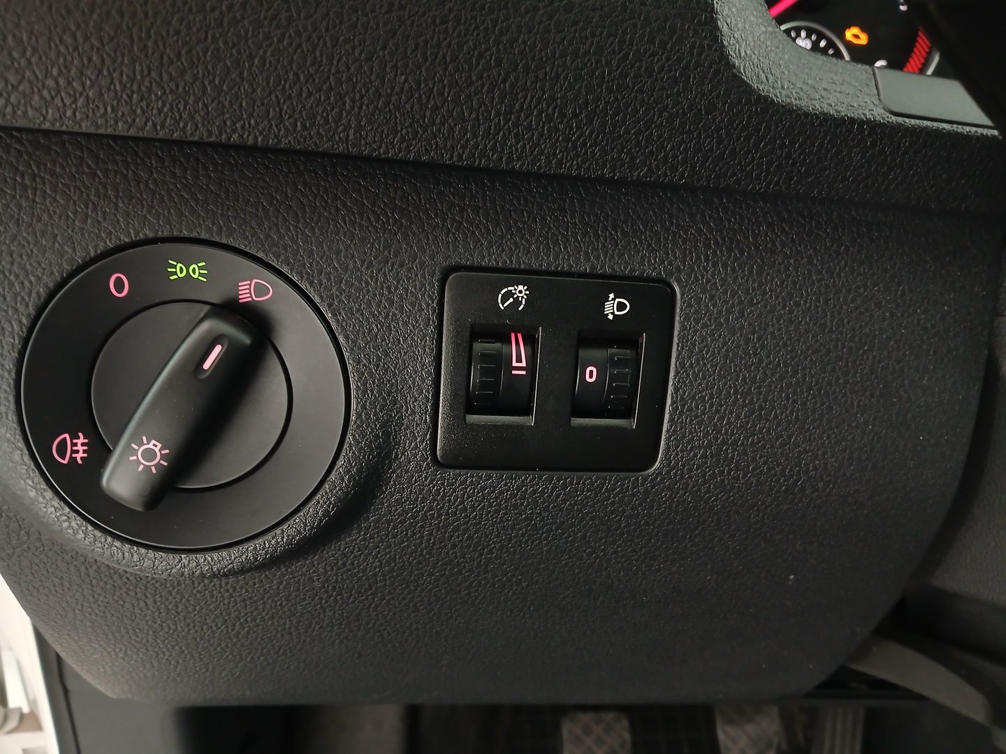 VW Caddy Kastenwagen TDI | Bild 12 von 28