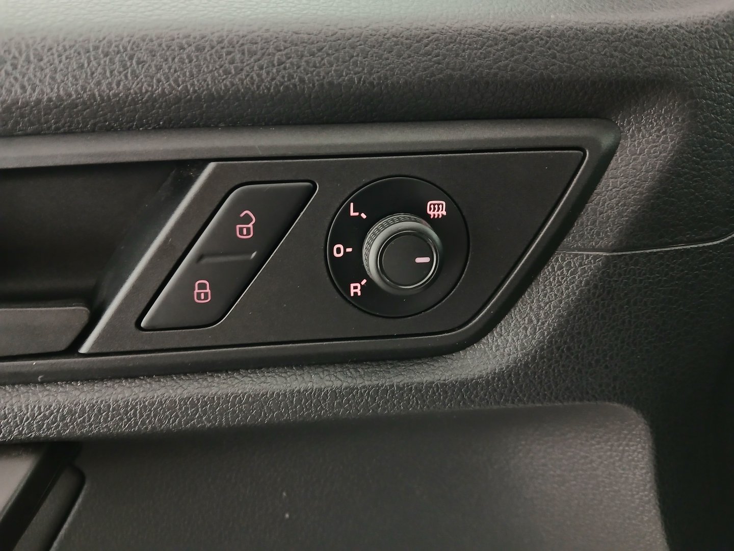 VW Caddy Kastenwagen TDI | Bild 11 von 28