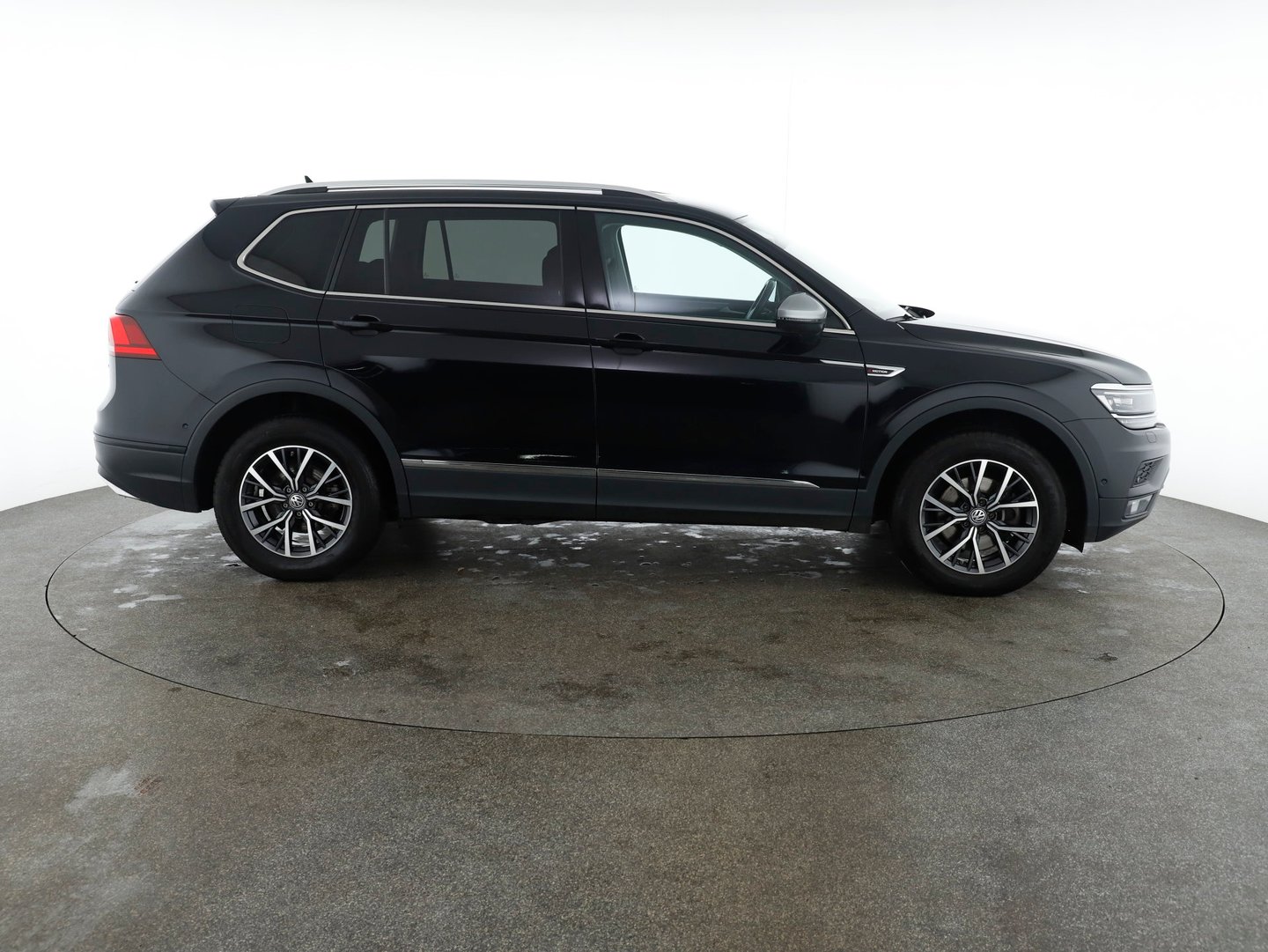 VW Tiguan Allspace CL TDI 4MOTION DSG | Bild 4 von 30