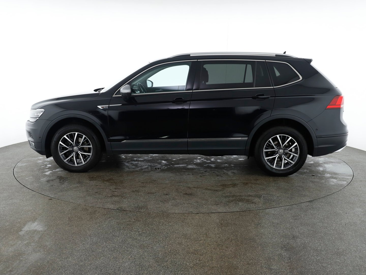 VW Tiguan Allspace CL TDI 4MOTION DSG | Bild 8 von 30