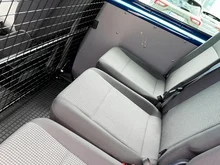 VW Transporter Kombi LR TDI 4MOTION in Deepocean