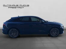 Audi Q8 e-hybrid quattro 360 kW in Ascariblau Metallic