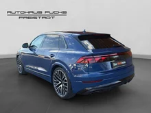 Audi Q8 e-hybrid quattro 360 kW in Ascariblau Metallic