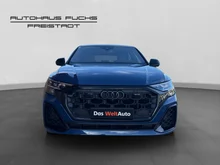 Audi Q8 e-hybrid quattro 360 kW in Ascariblau Metallic