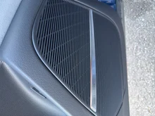 Audi Q8 e-hybrid quattro 360 kW in Ascariblau Metallic