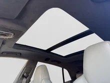Audi Q8 e-hybrid quattro 360 kW in Ascariblau Metallic
