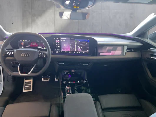 Bild eines Audi A6 Sportback e-tron quattro