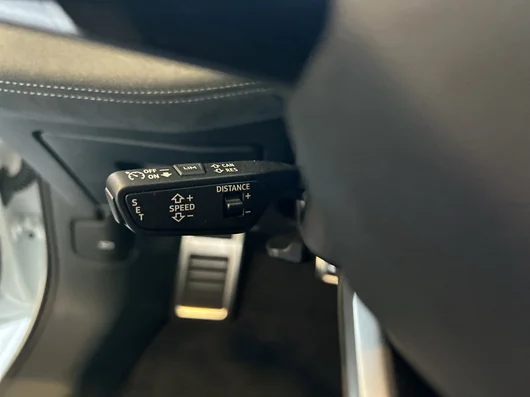 Bild eines Audi A6 Sportback e-tron quattro