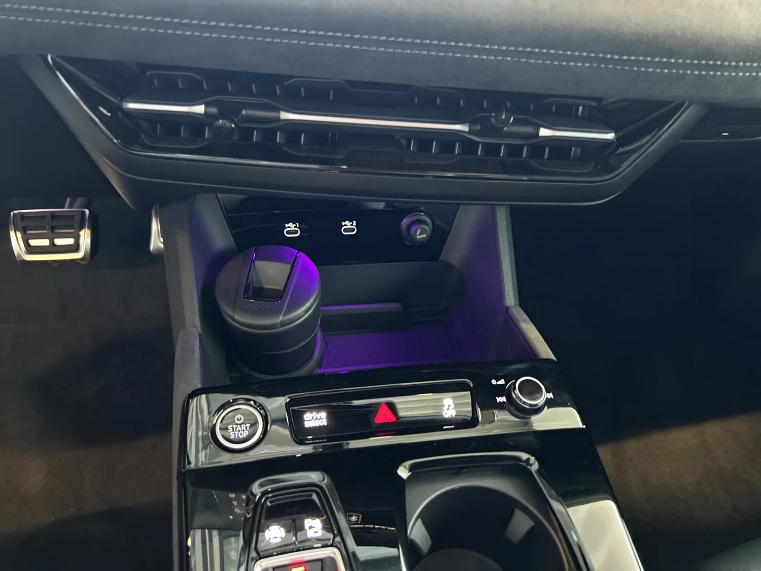 Bild eines Audi A6 Sportback e-tron quattro