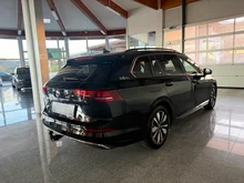 VW Golf Variant Life mHeV TSI DSG in 0E Grenadillschwarz Metallic