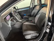 VW Golf Variant Life mHeV TSI DSG in 0E Grenadillschwarz Metallic