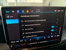 VW Golf Variant Life mHeV TSI DSG in 0E Grenadillschwarz Metallic