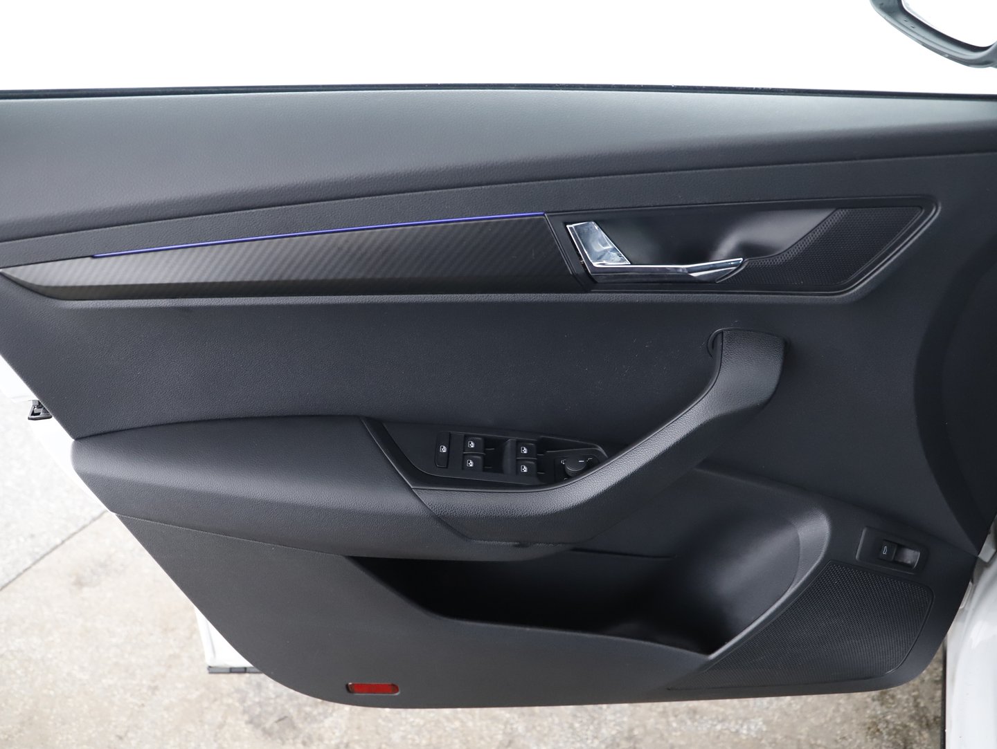 Škoda KAROQ 4x4 SPORTLINE TDI DSG | Bild 10 von 31