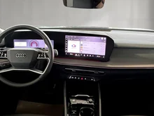Audi Q3 TFSI quattro 150 kW  intense in Salbeigrün Metallic
