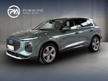 Audi Q3 TFSI quattro 150 kW  intense in Salbeigrün Metallic