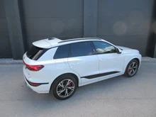 Audi Q6 e-tron quattro in Gletscherweiß Metallic