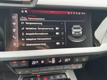 Audi A3 allstreet 35 TFSI in Pythongelb Metallic