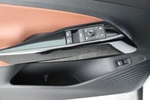 VW ID.4 Pro Performance 150 kW Max in Gletscherweiß Metallic Dach Schwarz