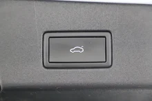 VW ID.4 Pro Performance 150 kW Max in Gletscherweiß Metallic Dach Schwarz