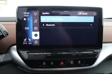 VW ID.4 Pro Performance 150 kW Max in Gletscherweiß Metallic Dach Schwarz