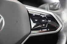 VW ID.4 Pro Performance 150 kW Max in Gletscherweiß Metallic Dach Schwarz