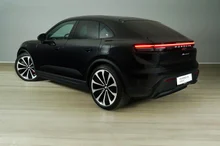 Porsche Macan 4S in tiefschwarzmetallic