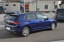 VW Golf Life mHeV TSI DSG in Atlantic Blue Met.