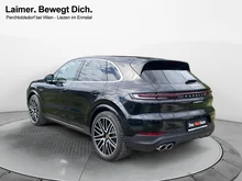 Porsche Cayenne S E-Hybrid in chromitschwarzmetallic