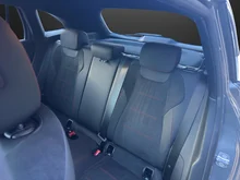 Mercedes GLA GLA 200 d 4Matic Special Edition in grau