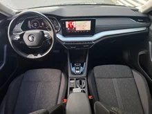 Škoda Octavia Combi Premium TDI DSG in Black-Magic Perleffekt