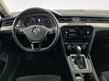VW Passat Variant Highline TDI SCR DSG in DEEP BLACK PERLEFFEKT